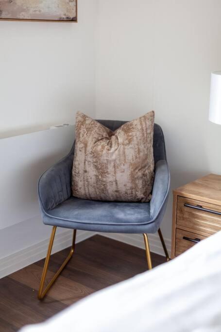 Appartamento Cozy & Stylish 2-bed Flat In Trentham Ct,
